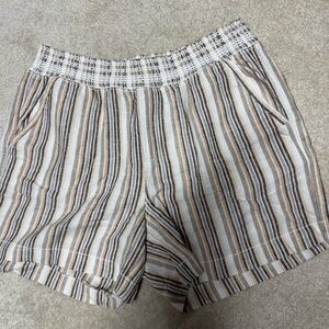 Briggs New York Beige and White Striped Women's Shorts